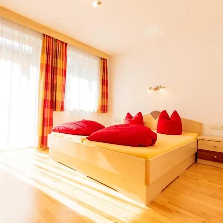 Avenzio Apartment