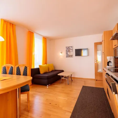 Avenzio Apartment