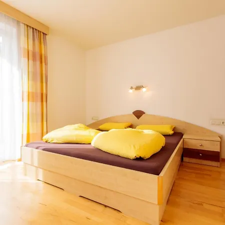Avenzio Apartment